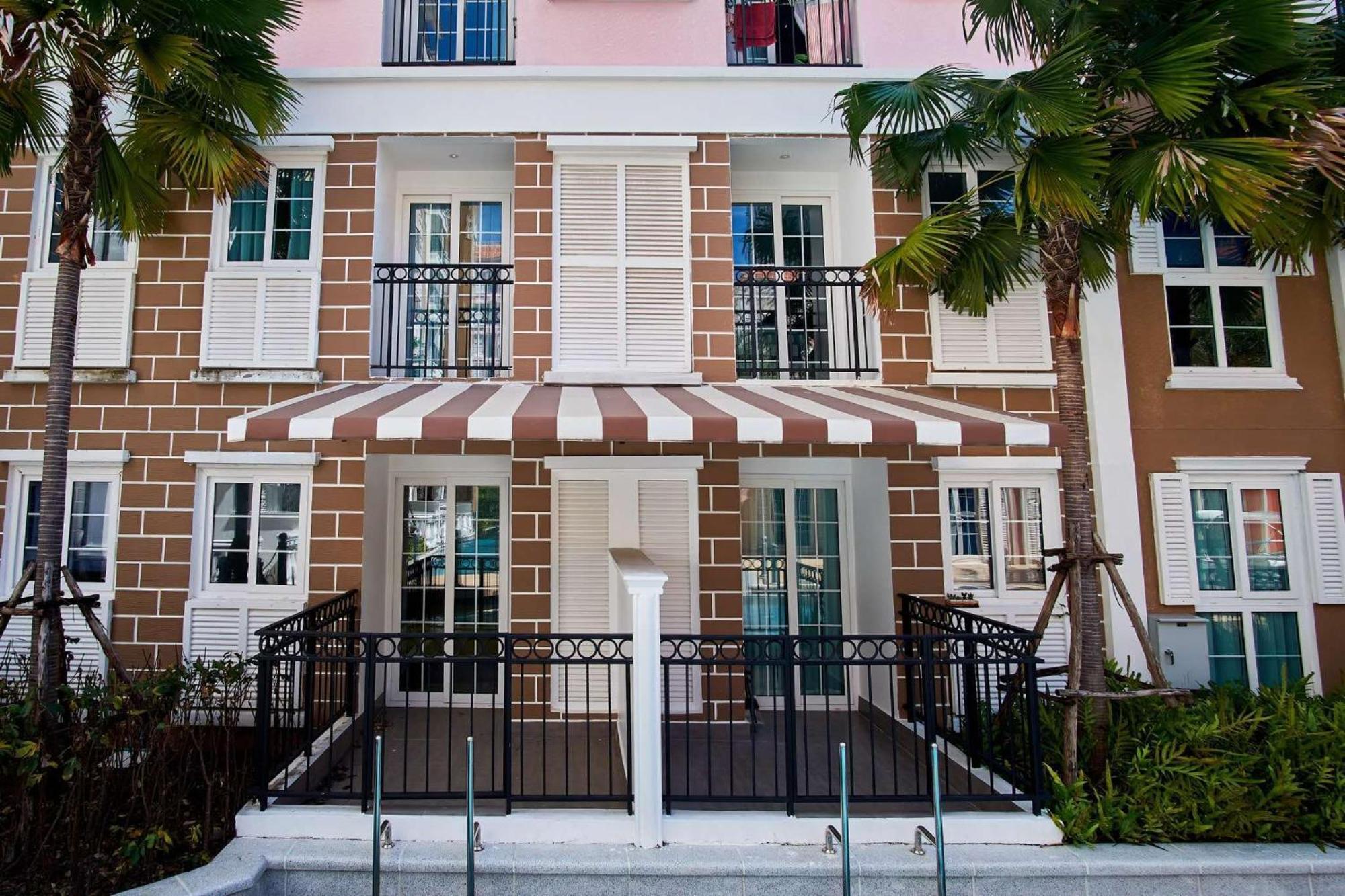 Seven Seas Cote De Azur Hotel Nacsomtien Kültér fotó